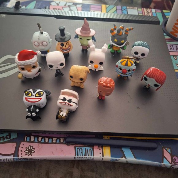 Mini Nightmare Before X-mas Characters - Picture 1 of 3